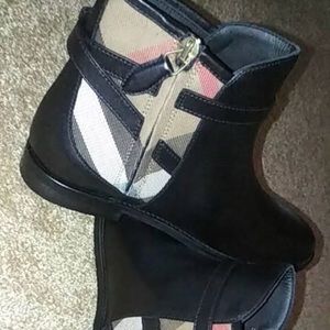 Burberry Girls Ankle Boots